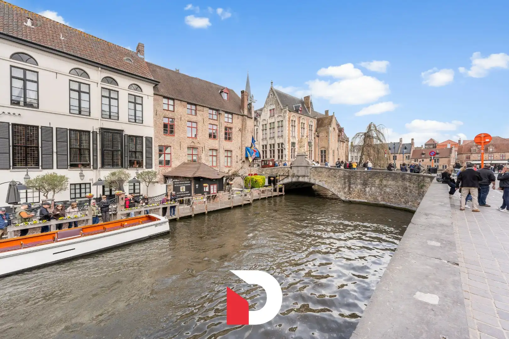 Uitzonderlijk appartement met terras en zicht op de reien foto 14