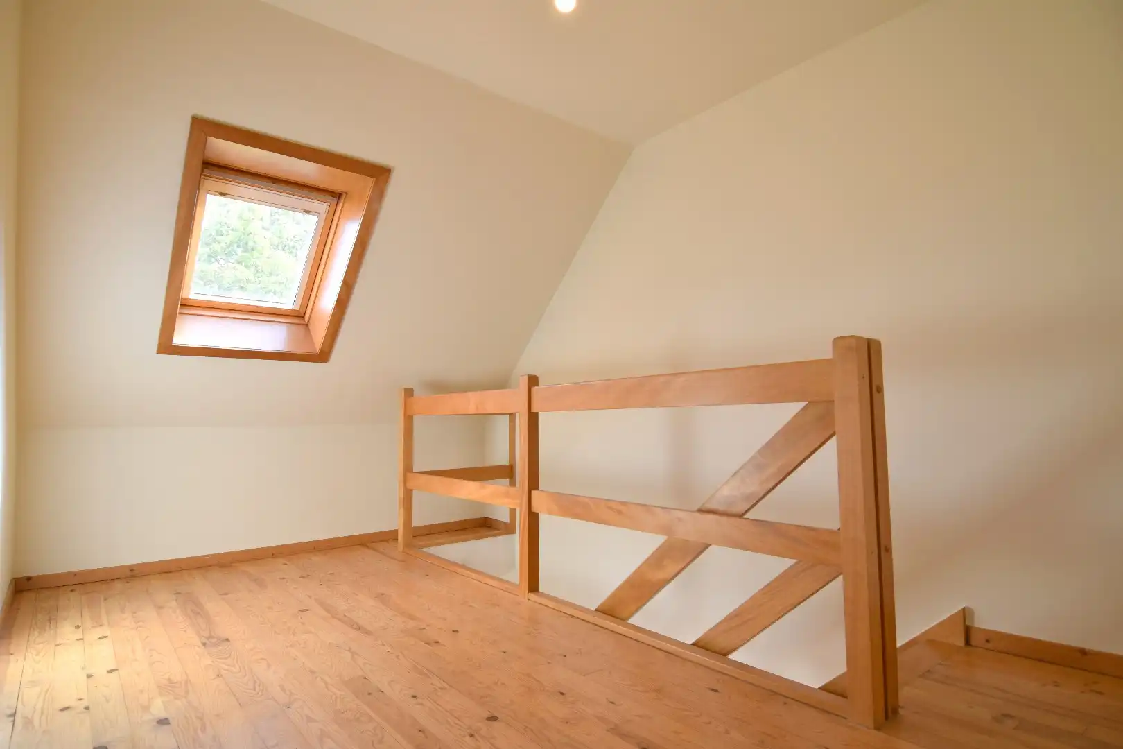 Gezellige woning met 2 slaapkamers en een mooi stukje tuin foto 13