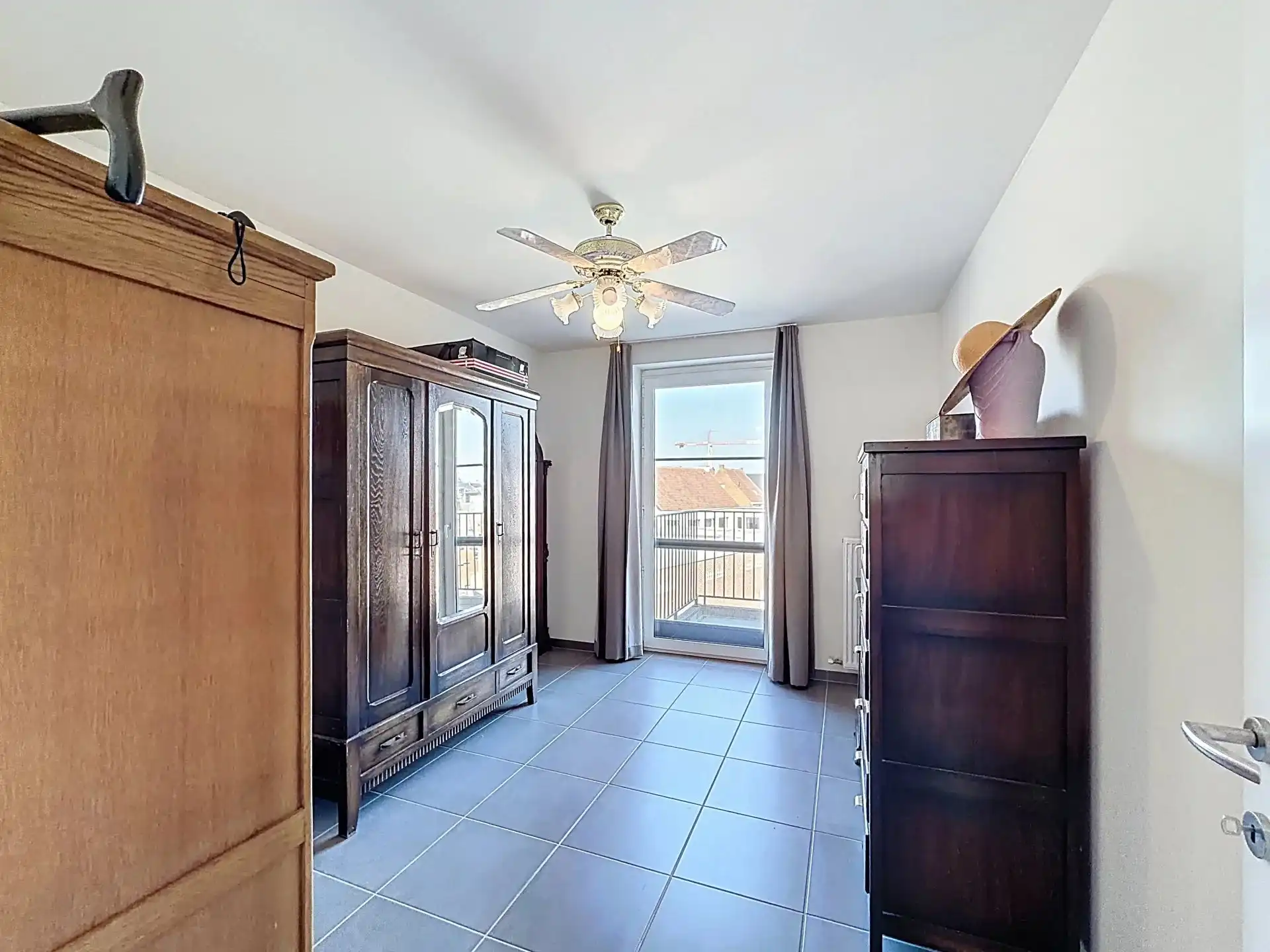 Ruim energiezuinig en verzorgd appartement met 2 slaapkamers en terras. foto 12