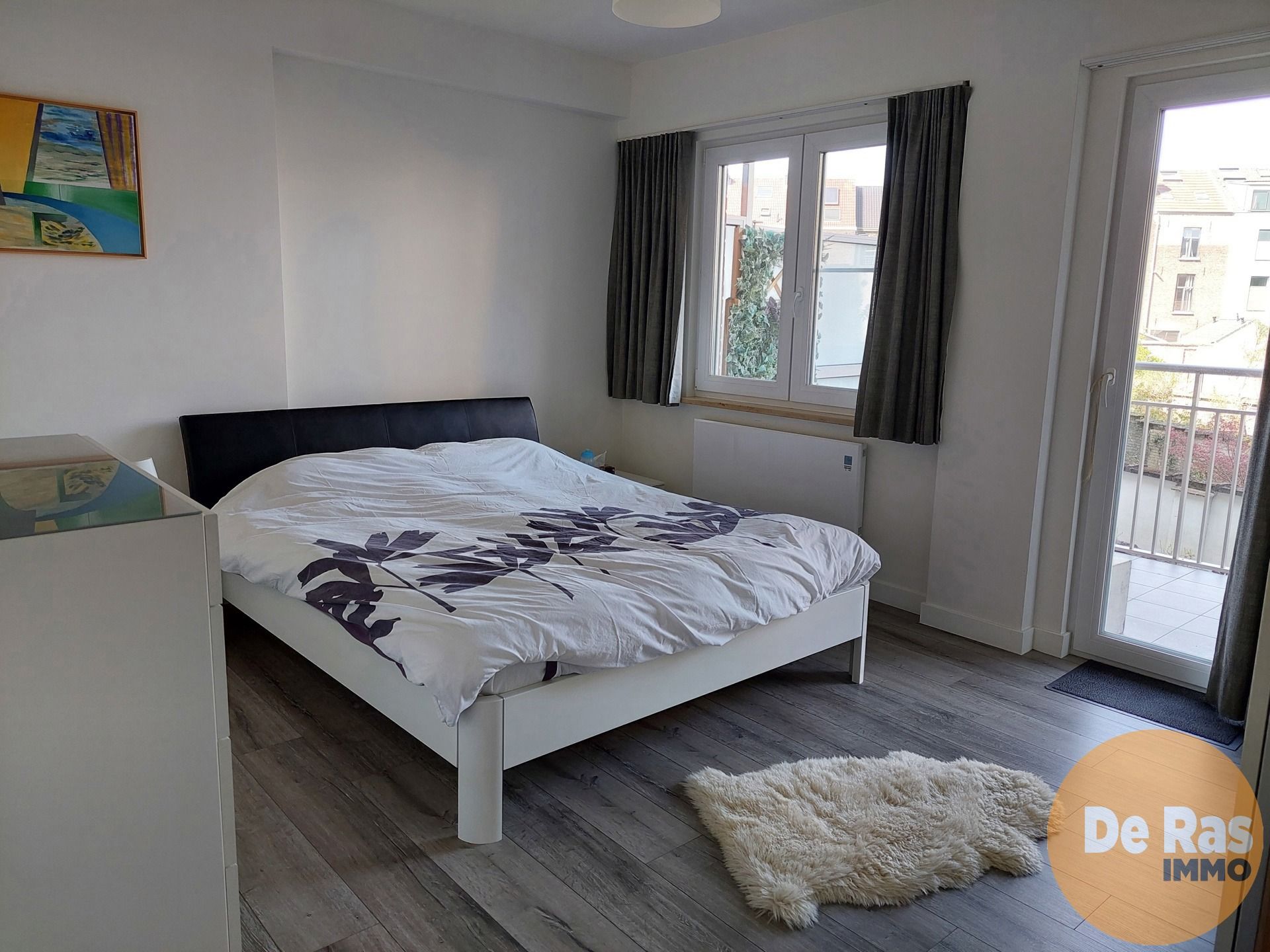 GENT - Instapklaar 4 slaapkamer appartement op 1ste verdiep foto 17