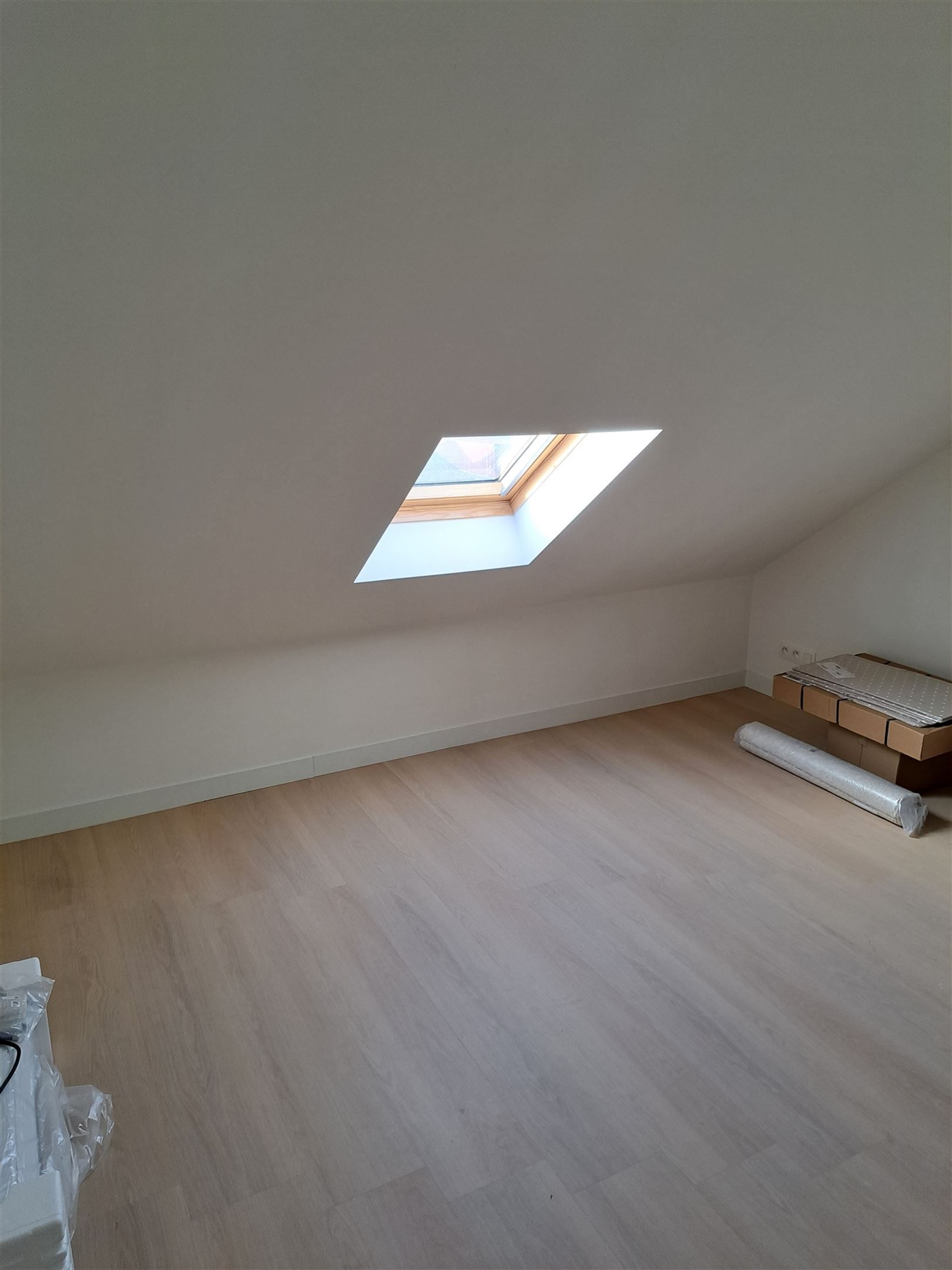 Gerenoveerde woning te huur nabij centrum Ronse. foto 8