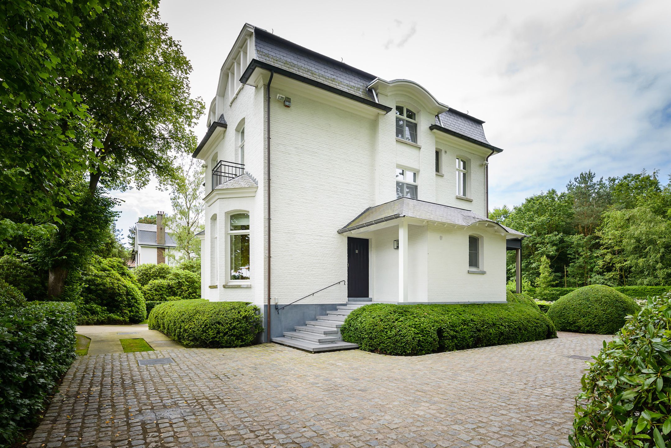 ANTWERPEN-BRASSCHAAT -  Statig landhuis met zwembad foto 2