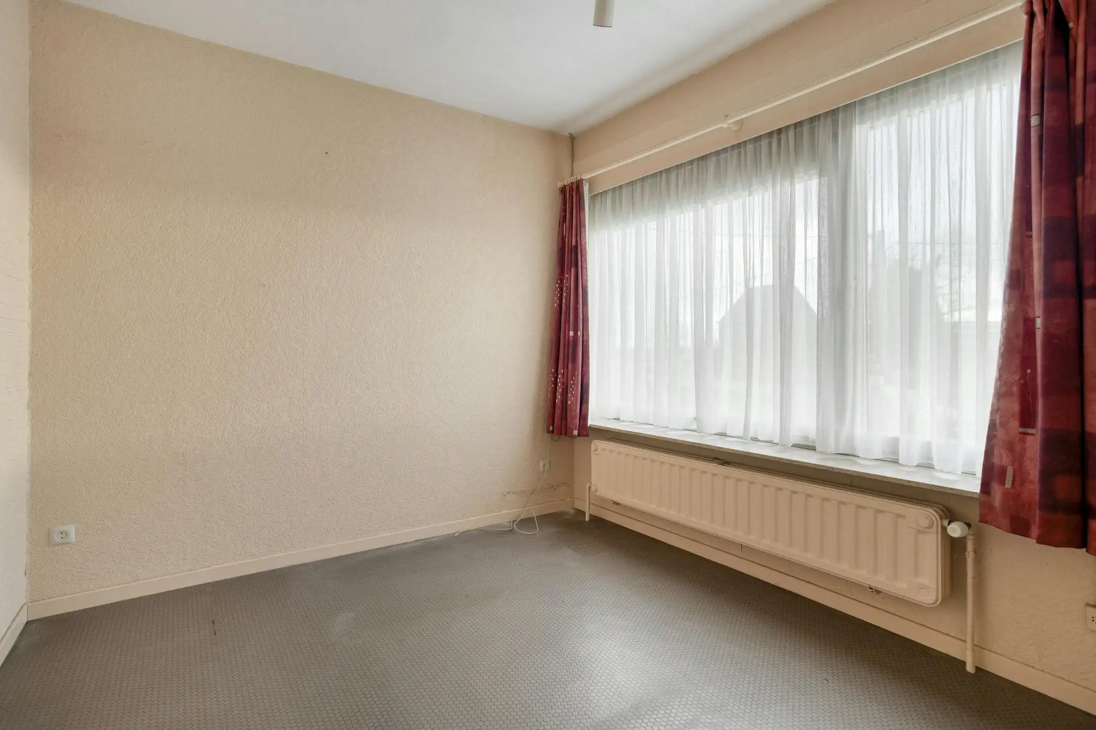 Op te frissen villa te koop op perceel van 2.015 m² in Hooglede foto 13