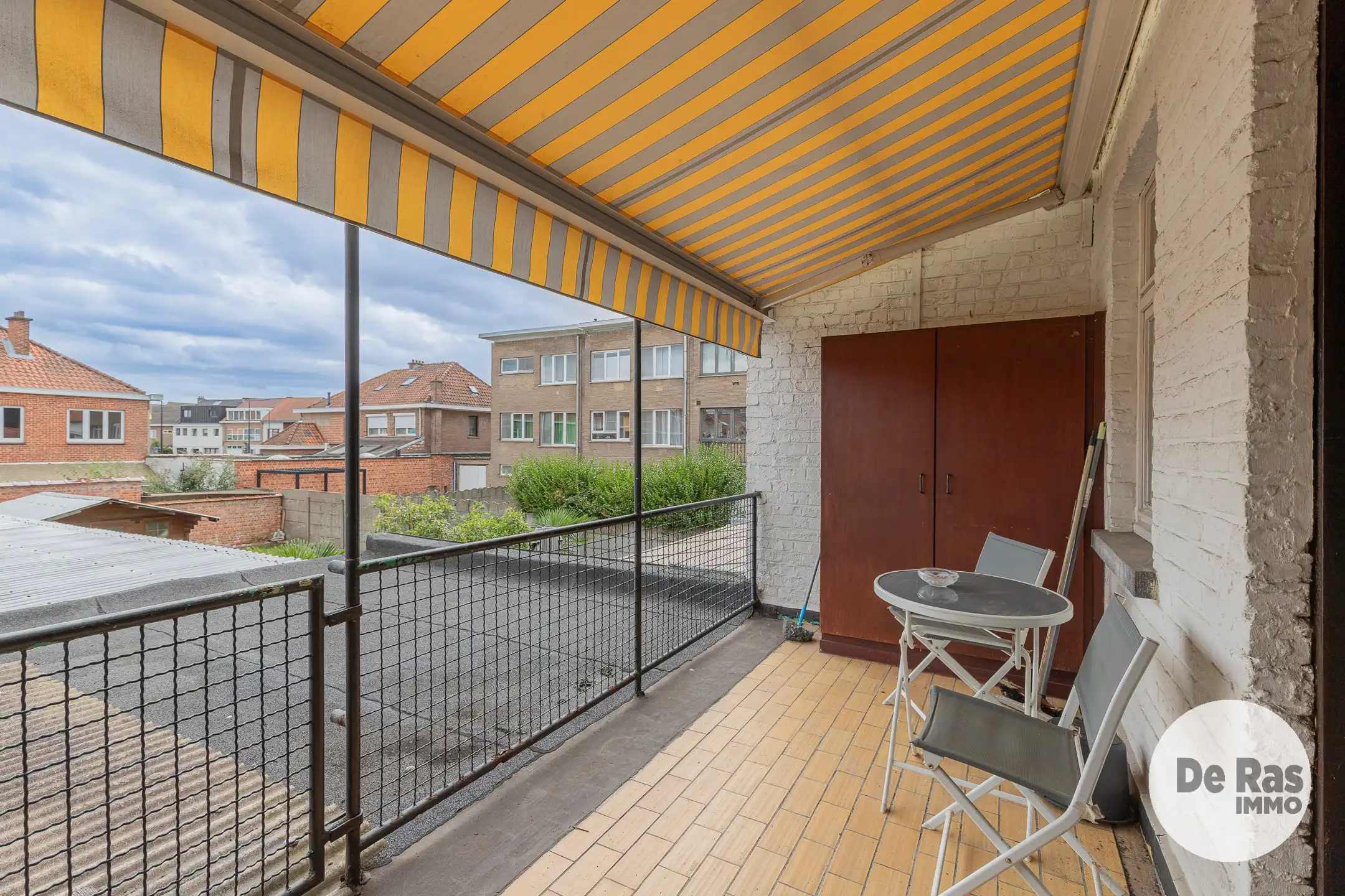AALST – WONING MET VEEL STOCKAGERUIMTE OP TOPLOCATIE foto 9