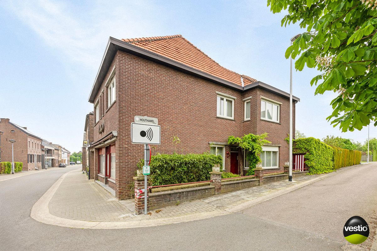 AUTHENTIEKE HANDELSWONING MET TUIN TE VLIERMAAL. foto 22