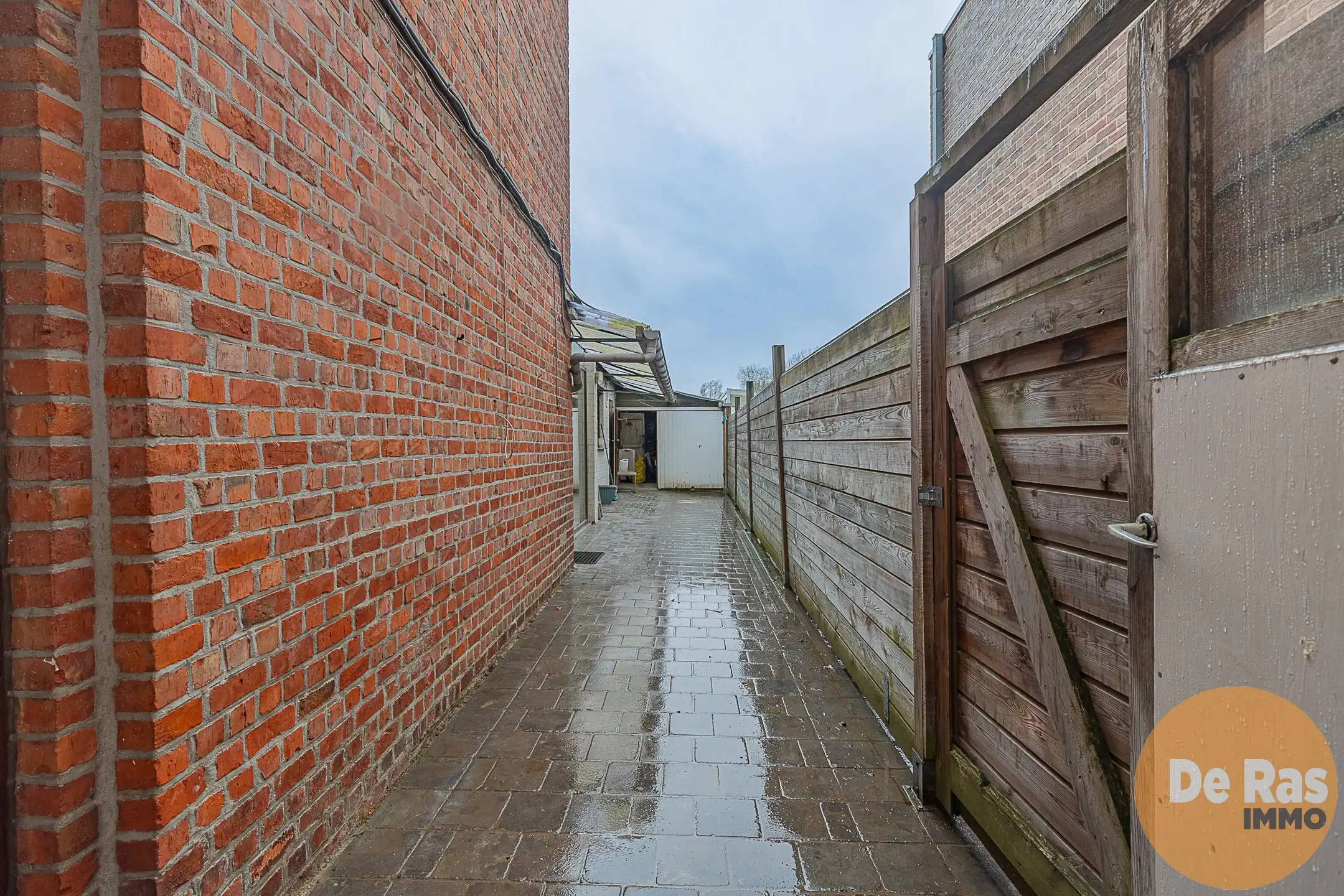 WICHELEN - Leuk gelegen rijwoning met ruime tuinzone foto 16