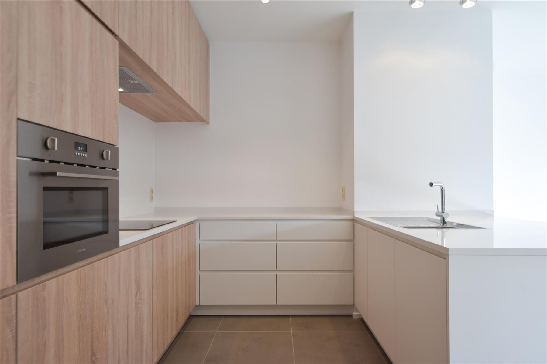 Moderne woning te Kanne  foto 11