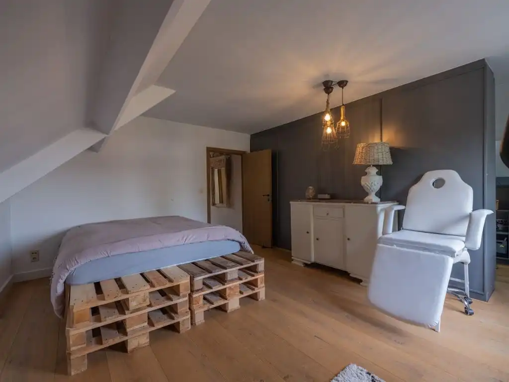 Gezellige, instapklare gezinswoning op riant perceel foto 46