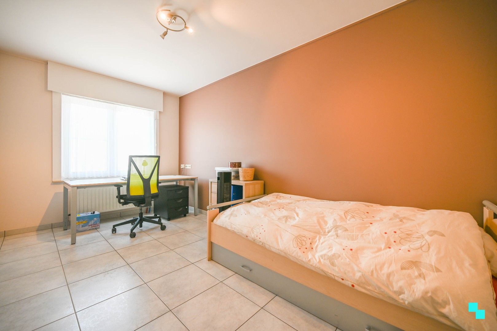 Riant appartement in centrum Oostrozebeke foto 17
