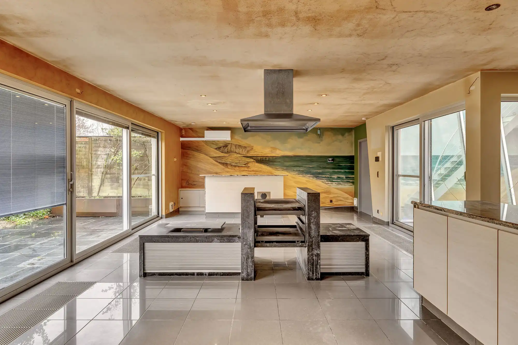 Unieke architectenwoning vlakbij het centrum van Roeselare foto 4