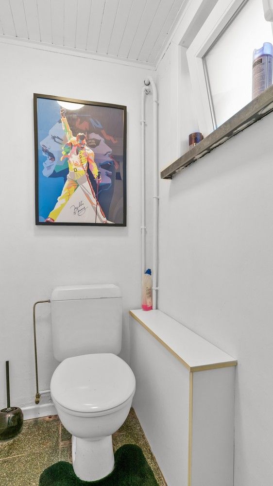 Woning met 2 slaapkamers, ruime garage en tuin foto 18