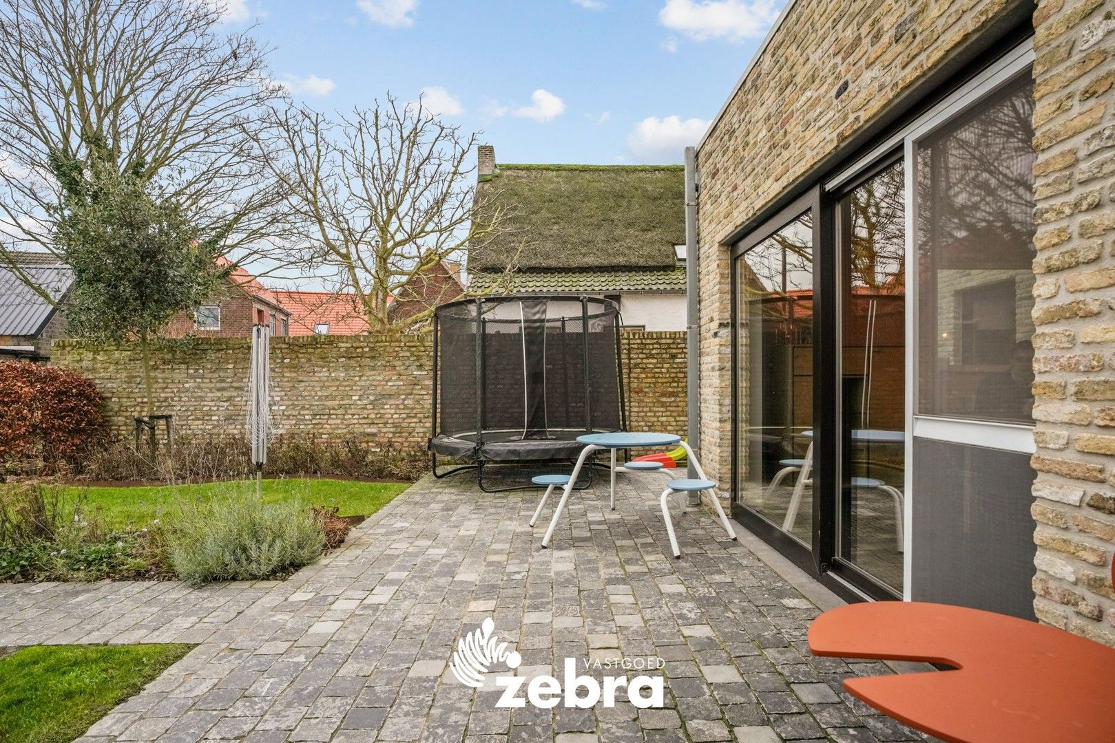 Ruime en recente woning met vier slaapkamers te Gijverinckhove! foto 25