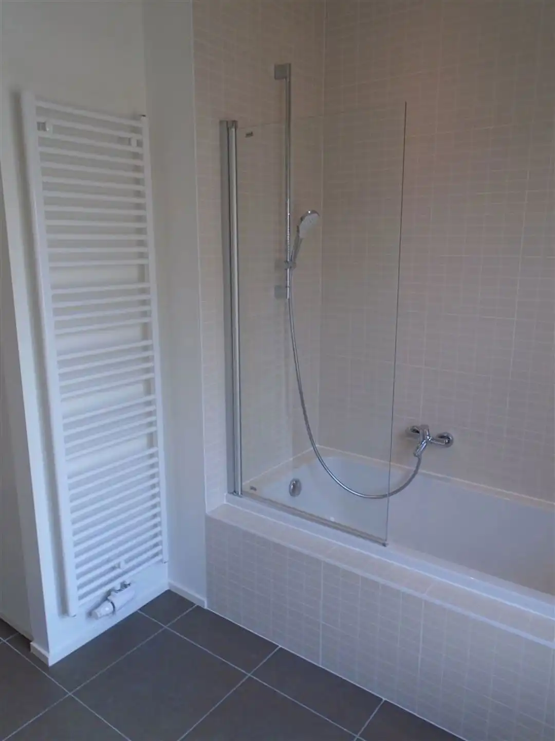 Huis met 3 slaapkamers, volledig gerenoveerd in 2016 foto 11