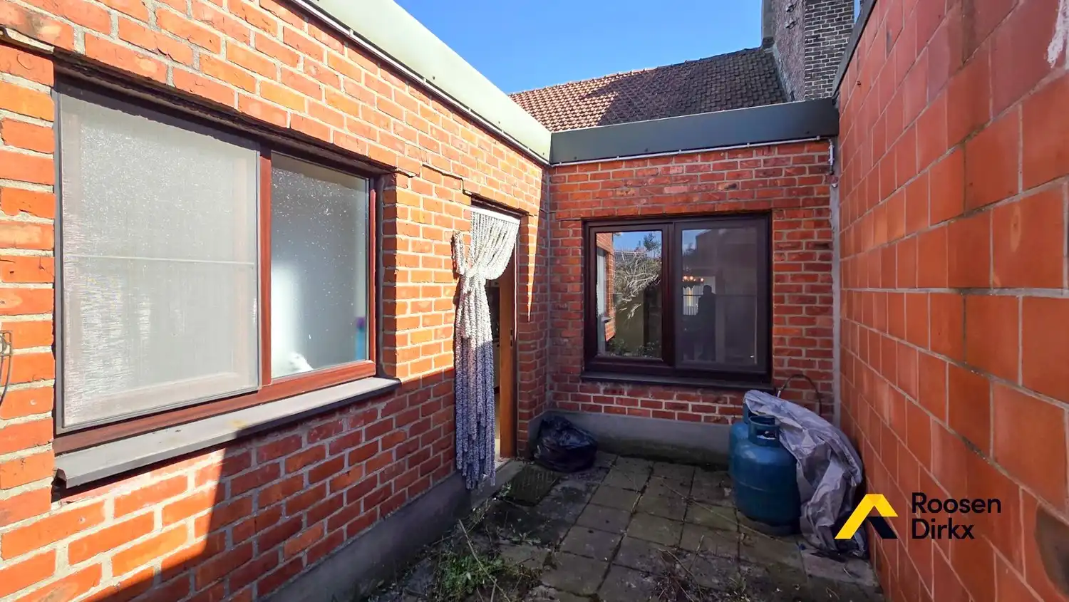 Te renoveren / af te breken woning hartje BREE! foto 23