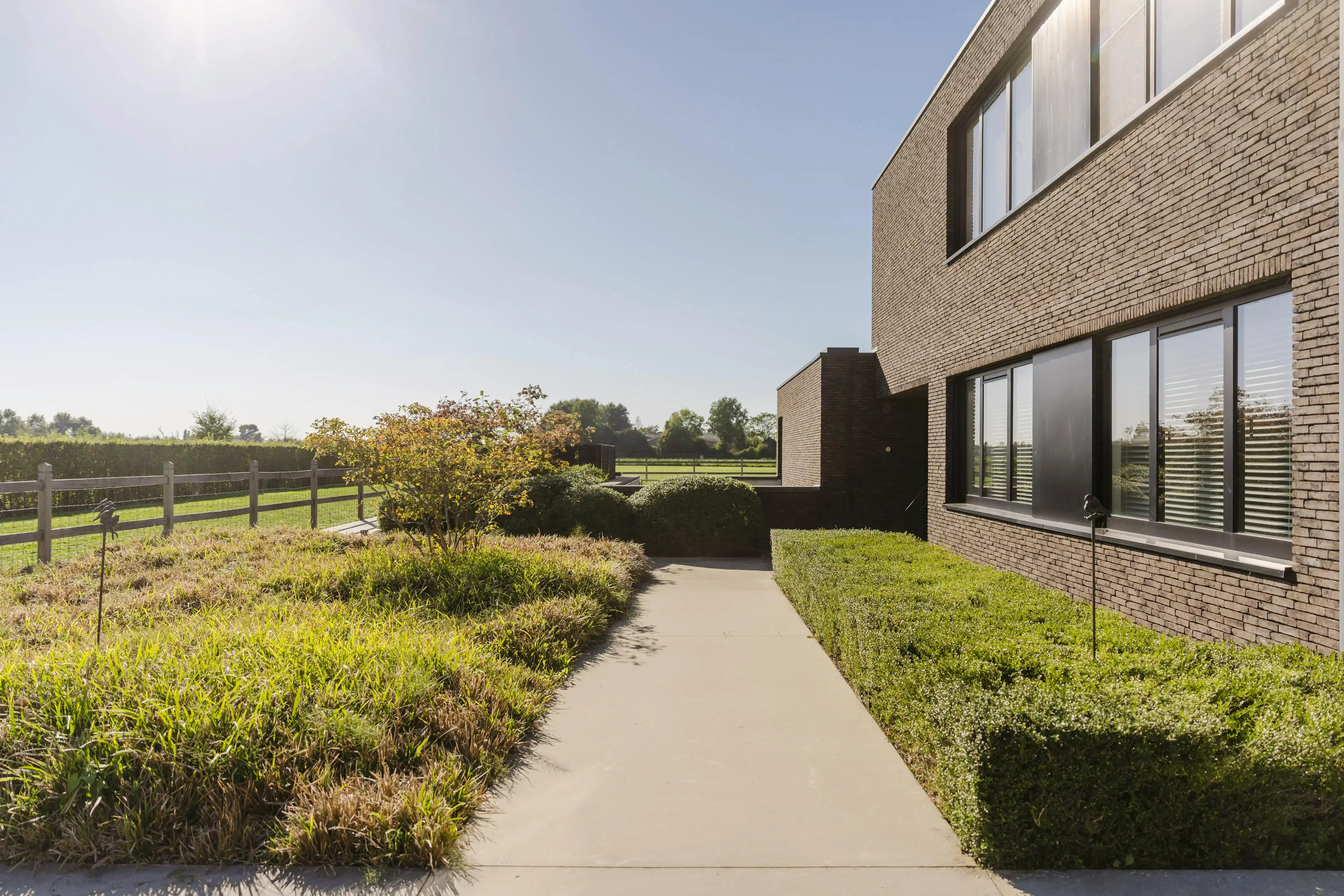 Exclusieve villa met zwembad en paardenstallen in Heule! foto 35