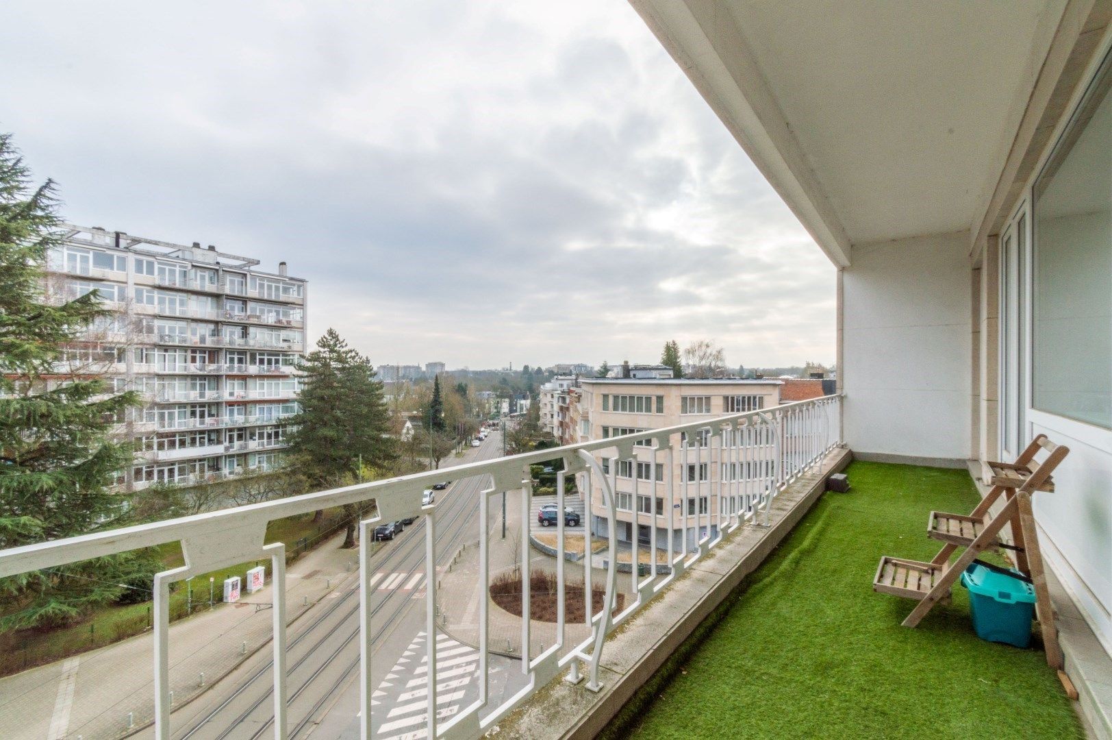 Gerenoveerd opbrengstgebouw - 6 appartementen + 5 garages! foto 22