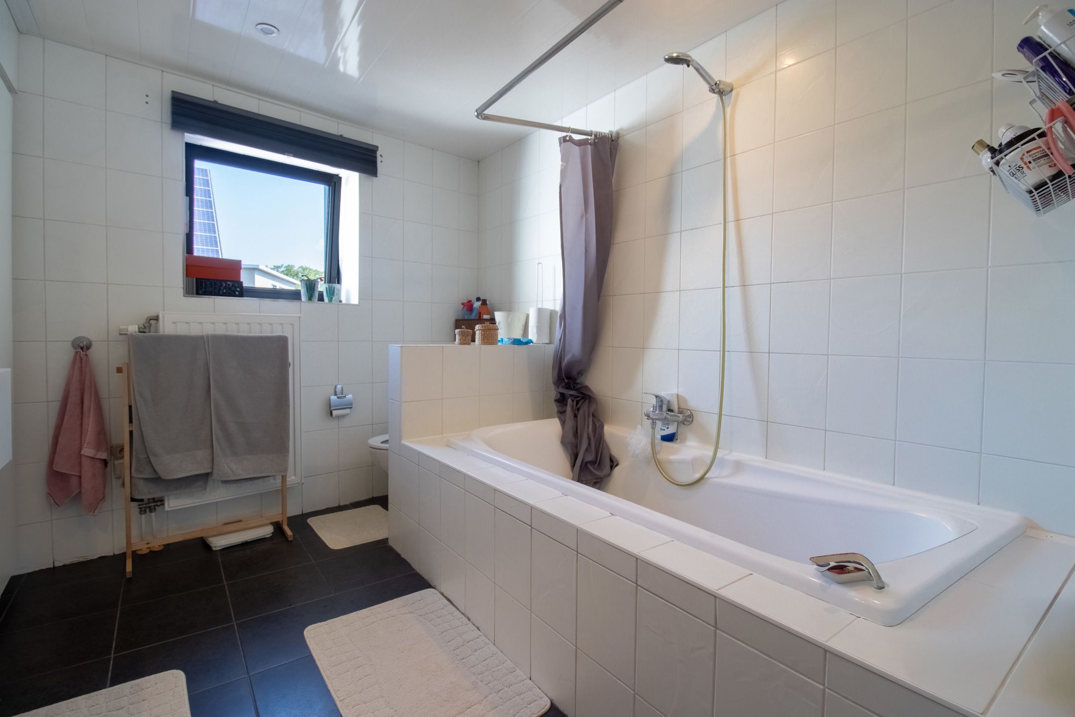 Instapklare centraal gelegen gezinswoning foto 20