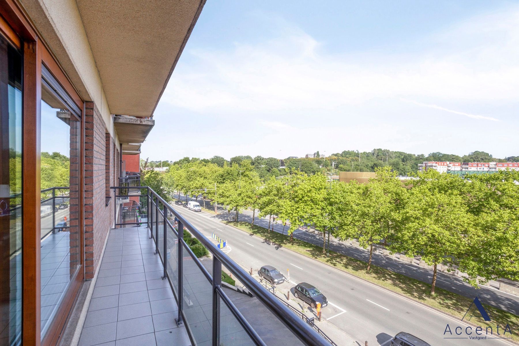 Instapklaar 1-slaapkamerappartement met terras  foto 16