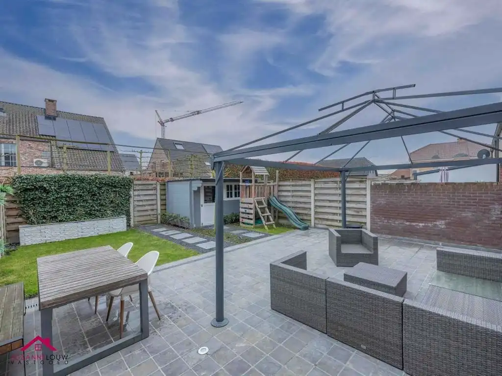 Instapklare gezinswoning in hedendaagse stijl foto 30