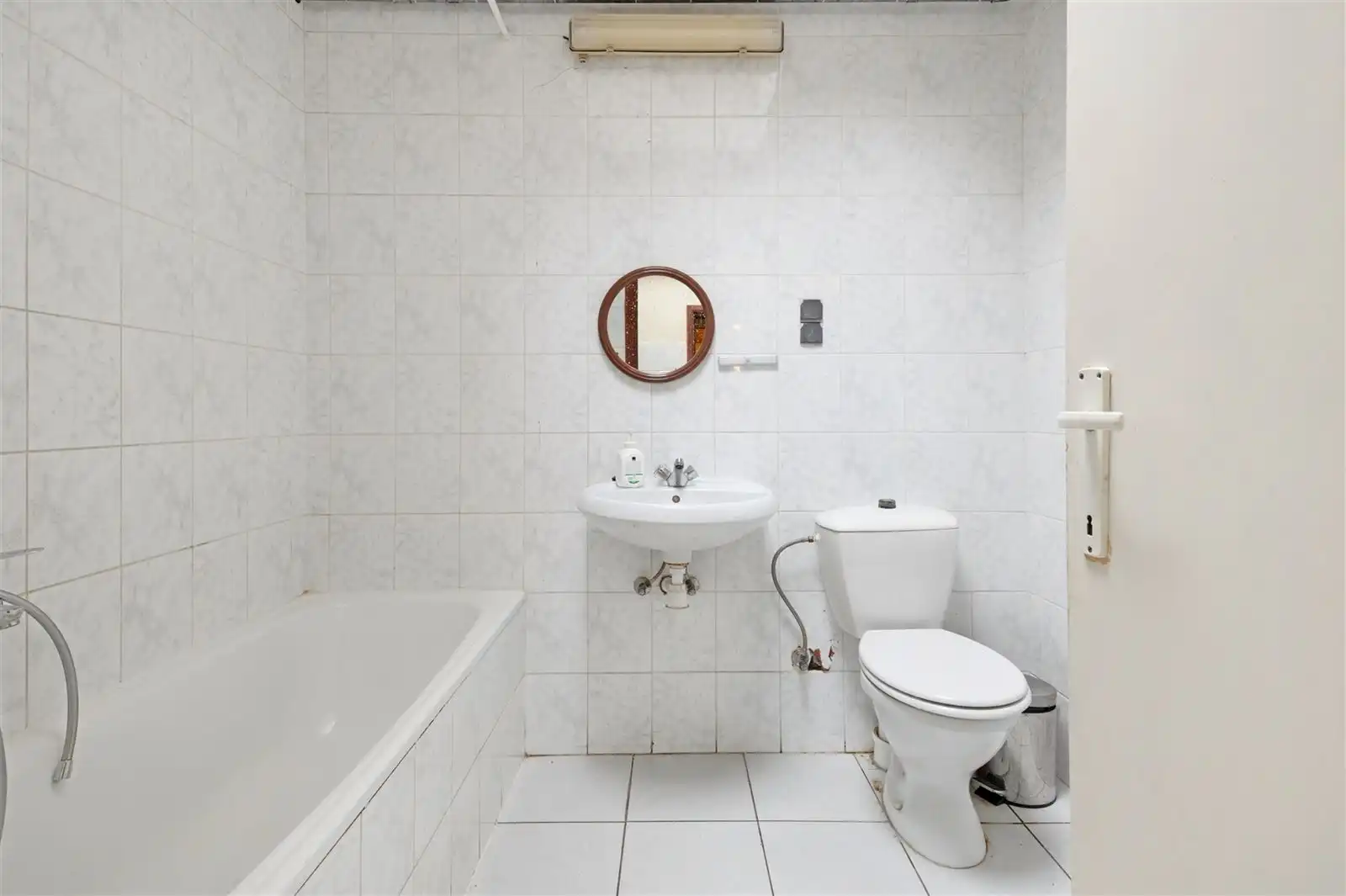 Te renoveren herenhuis met 5 tot 7 slaapkamers in Gent foto 8