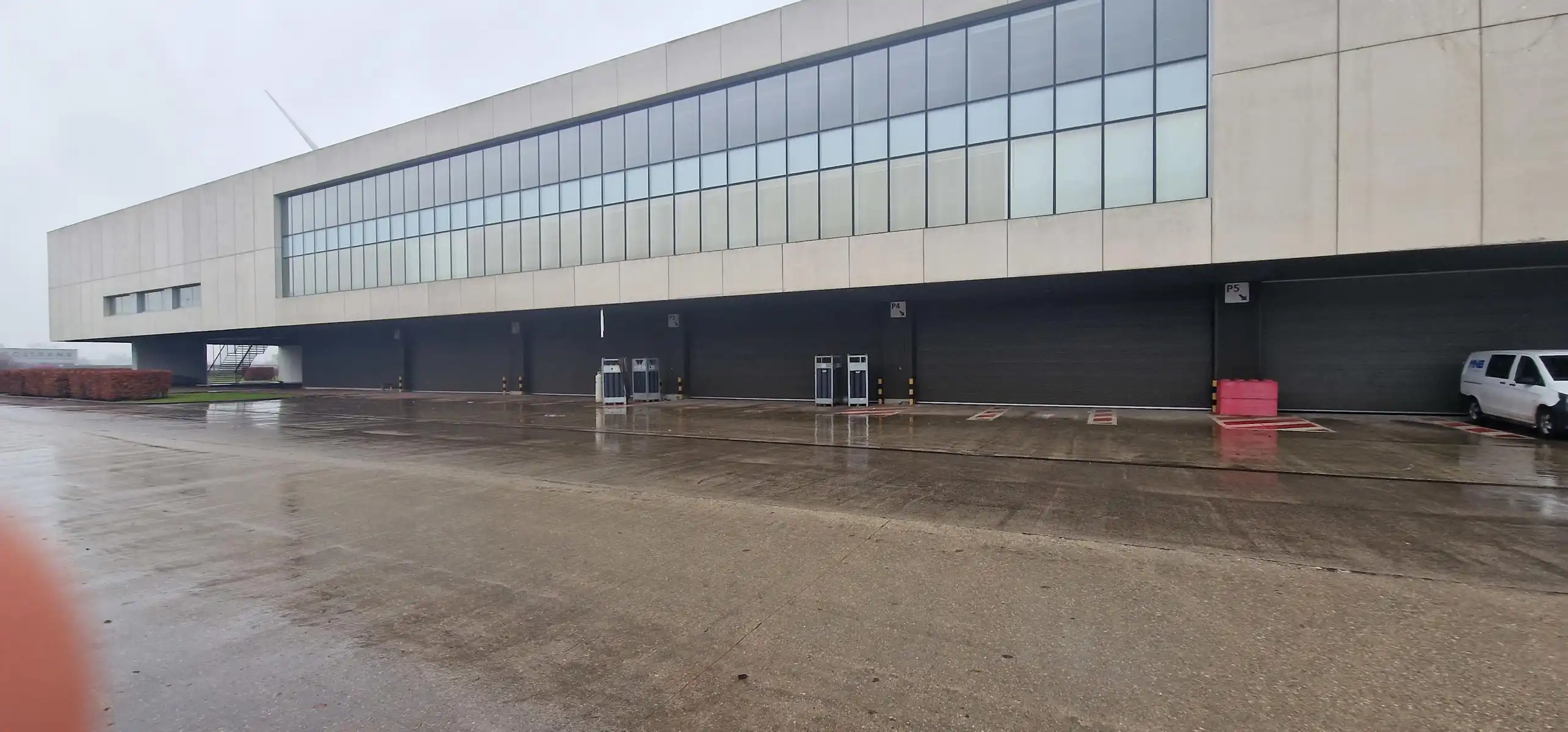 Logistiek Hub 3000+7000 m2 E17-E40 foto 7