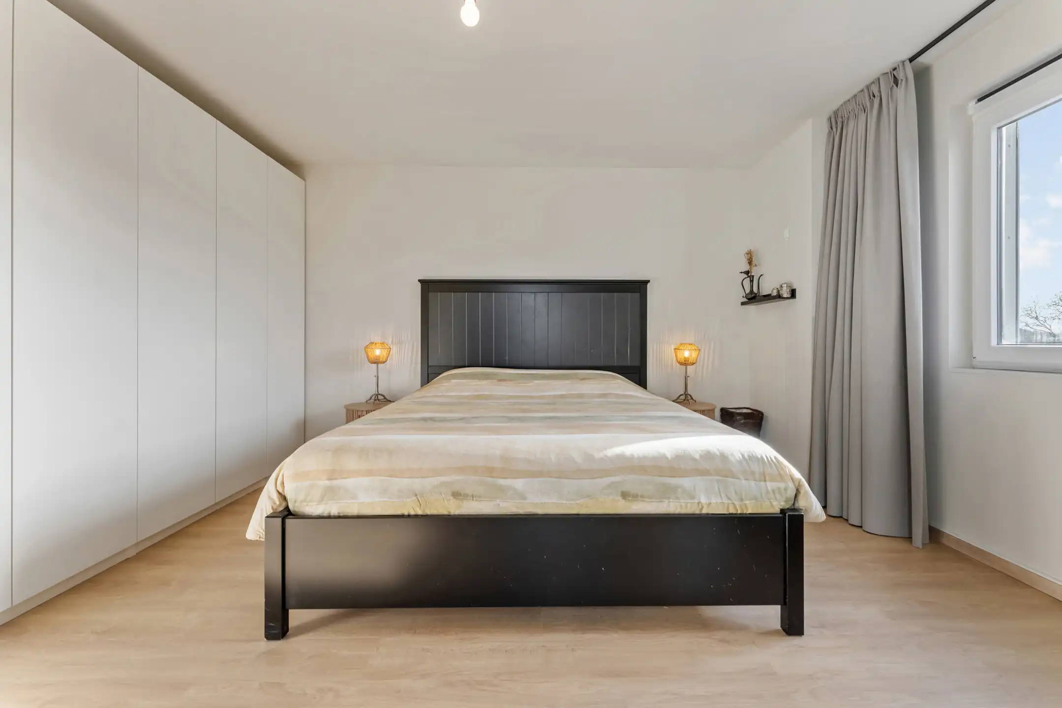 Recent duplex appartement met 2 parkings te Zichen foto 15