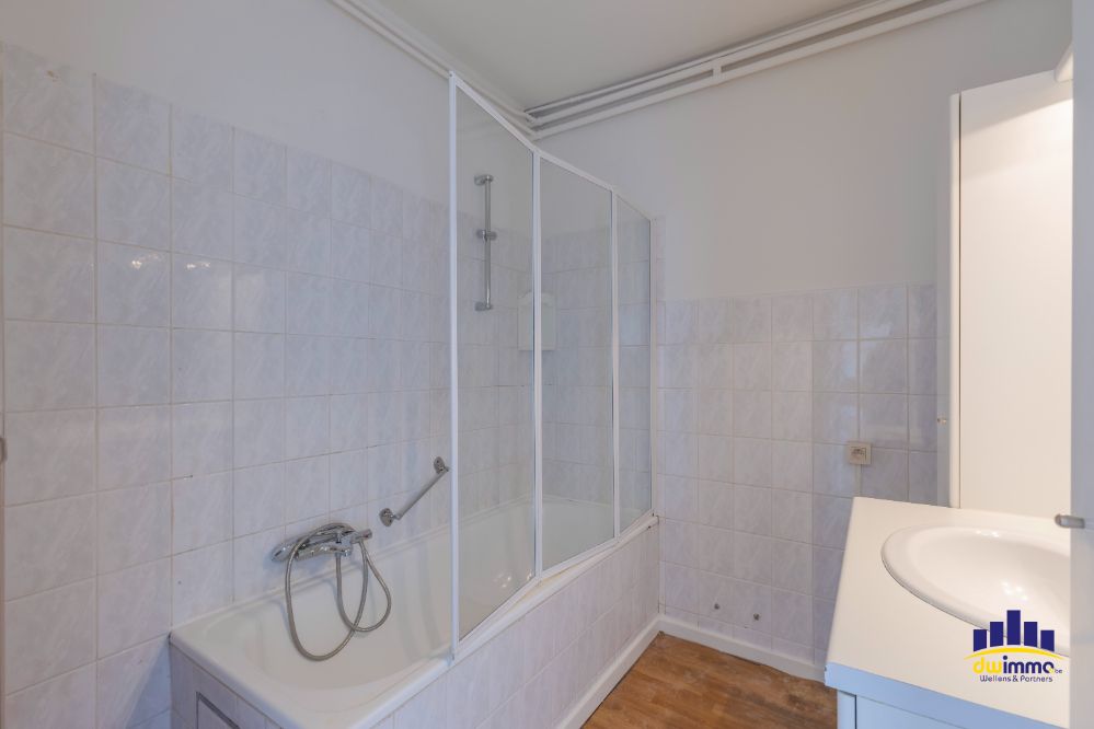 Te koop: Licht en ruim 2-slaapkamerappartement met terras en garage – E3-plein 22, Gent foto 6