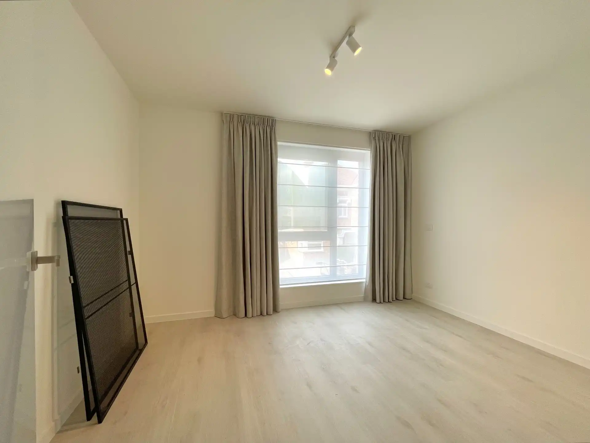 ENERGIEZUINIGE WONING | 3 SLAAPKAMERS | TUIN | PARKING foto 17