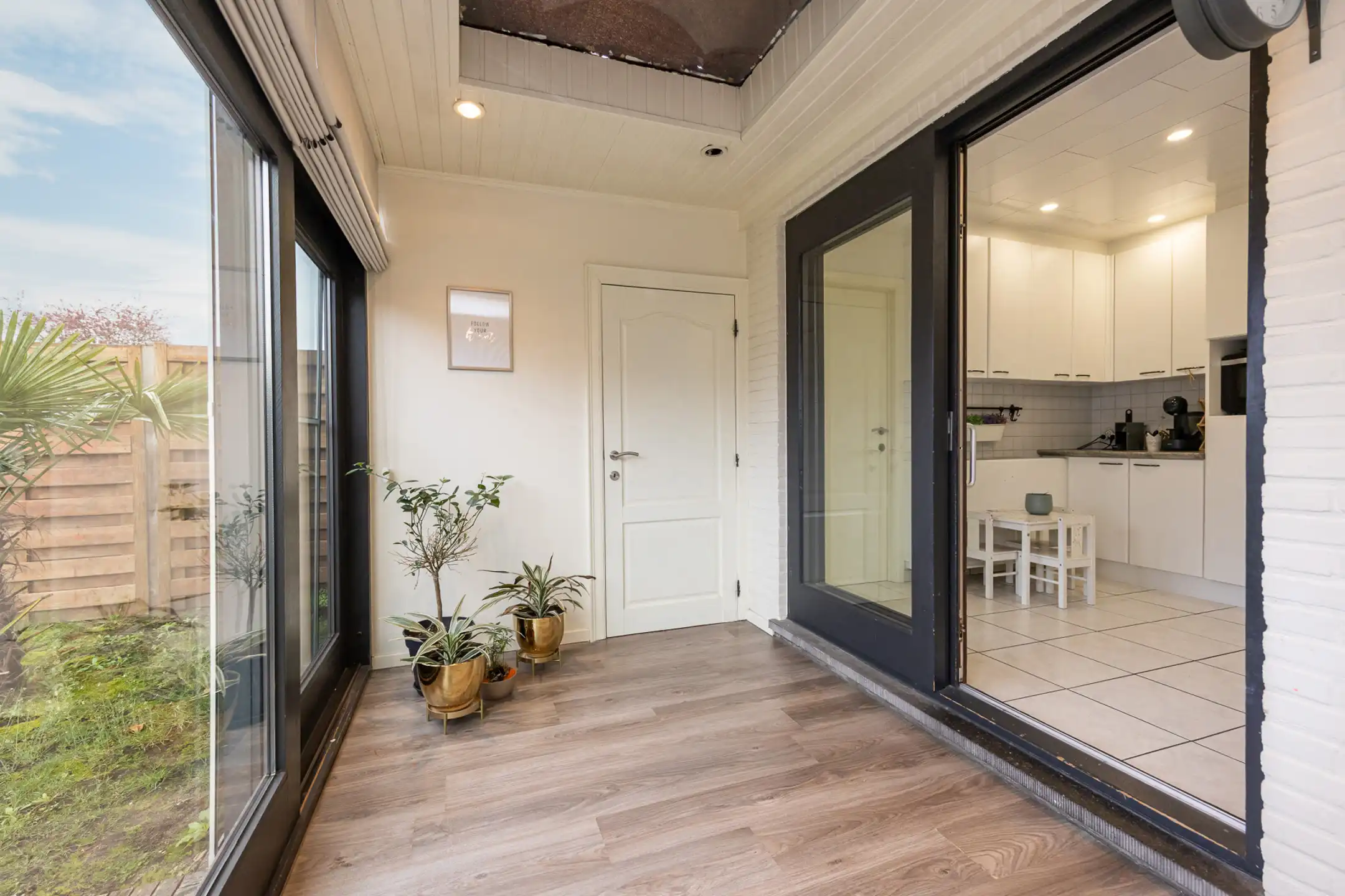 Gunstig gelegen woning met drie slaapkamers en garage foto 35