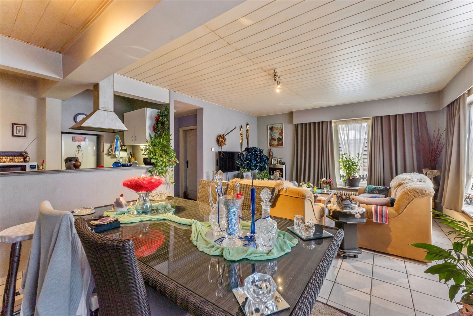 OPBRENGSTEIGENDOM BESTAANDE UIT 3 APPARTEMENTEN EN EEN STUDIO GELEGEN TE TESSENDERLO foto 12