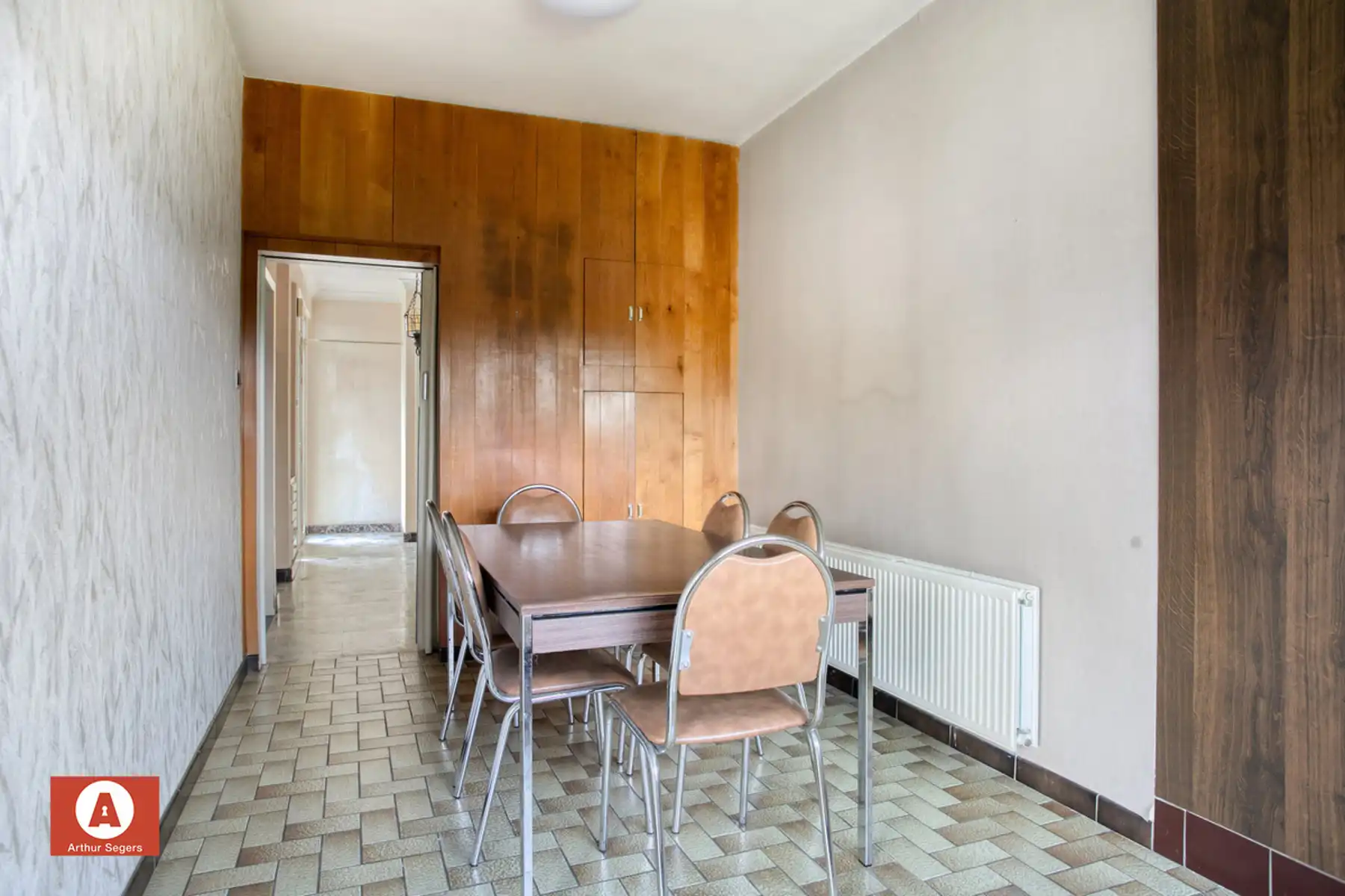 Op te frissen woning in hartje Londerzeel foto 9