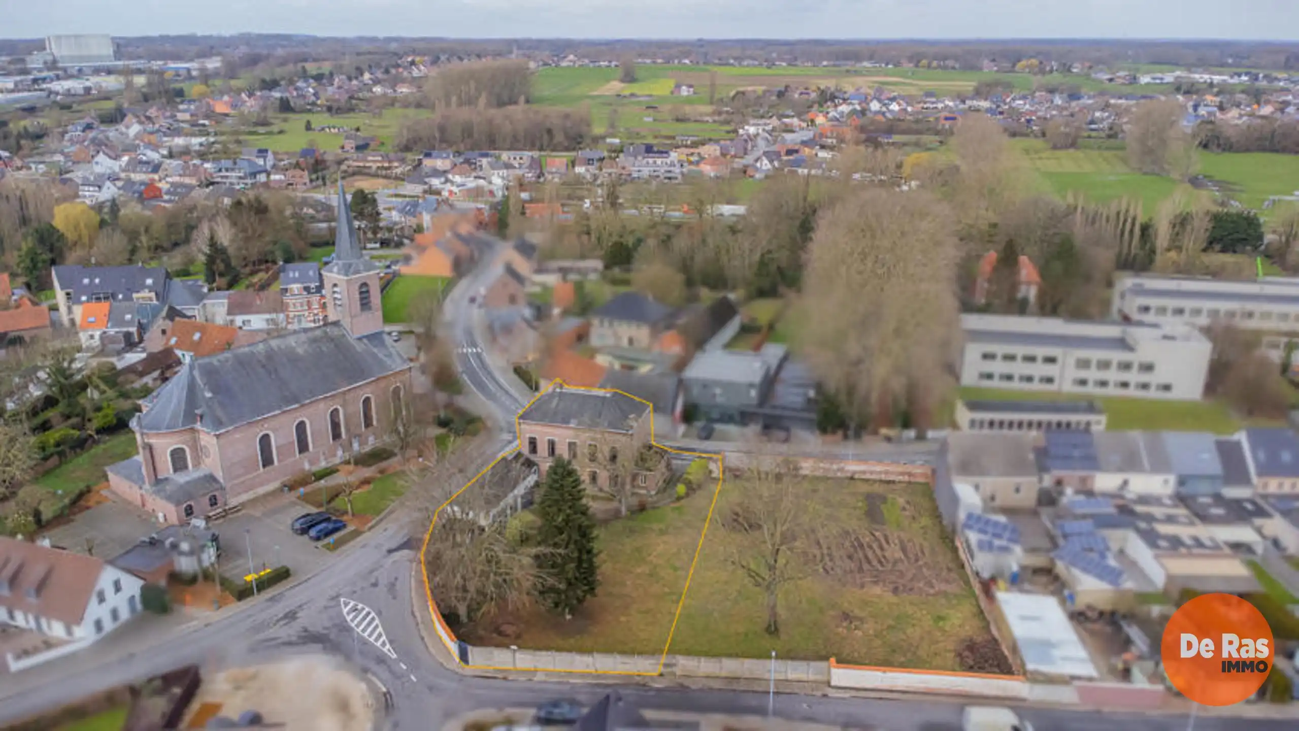 ERPE-MERE - Pastorij-dokterswoning op 13a 72ca foto 7