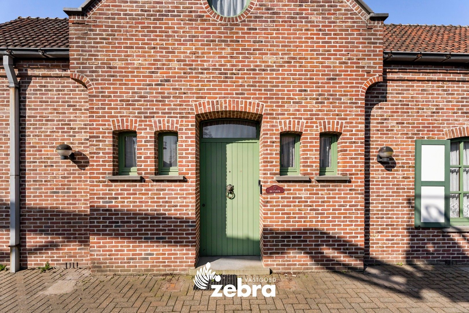 Charmante te renoveren villa met saunahuis in Izegem! foto 27