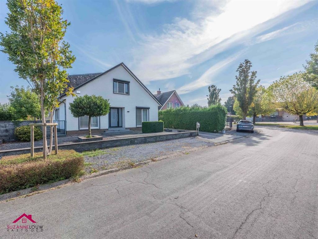 Ruime, vrijstaande gezinswoning foto 2