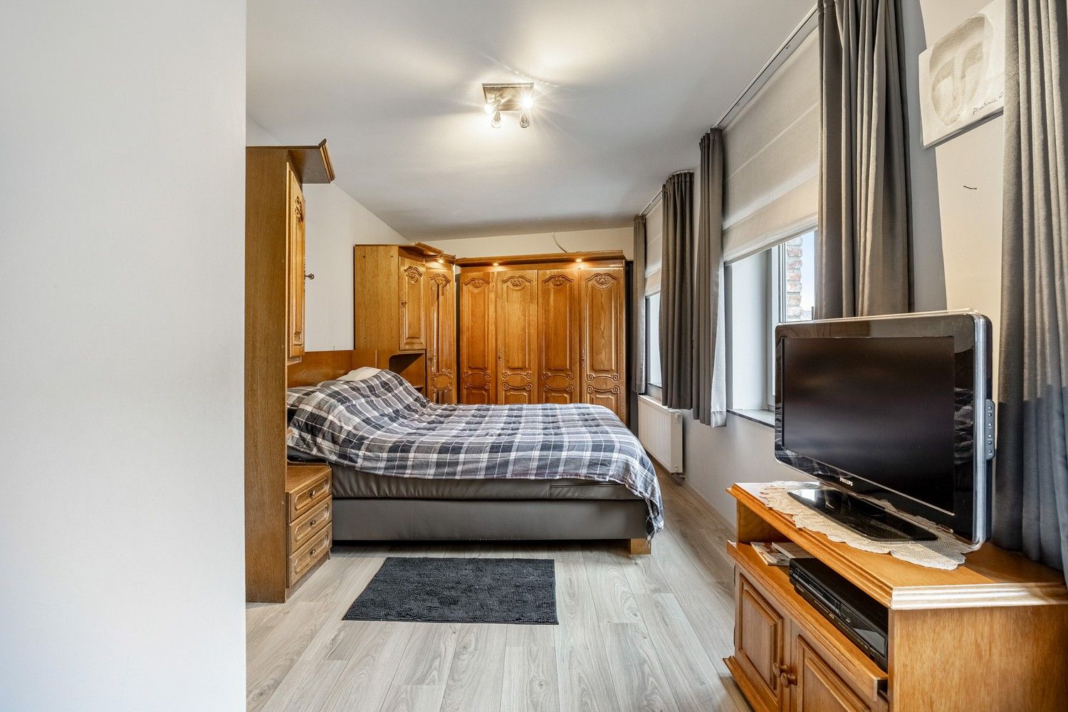 Zeer ruim appartement (146m²) met terras van ruim 200m² in het stadscentrum foto 10