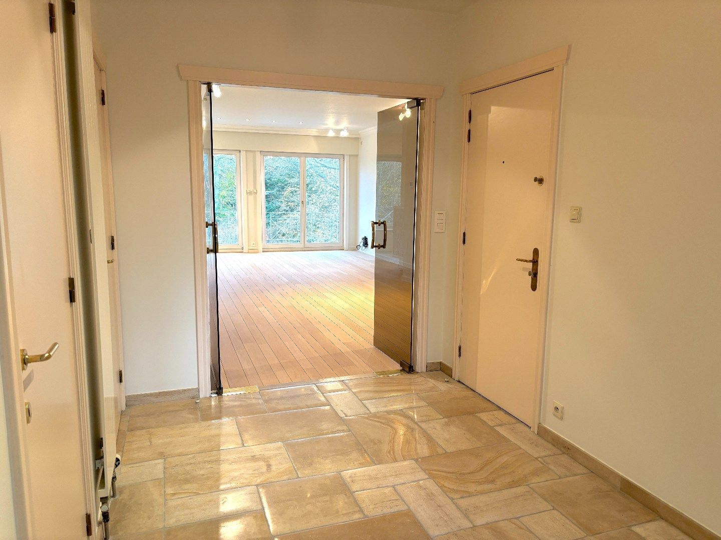 Prachtig appartement aan het park te Wevelgem! foto 2