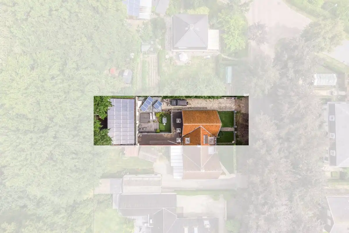 Huis met magazijn/kantoorruimte te koop in Assebroek  foto 8