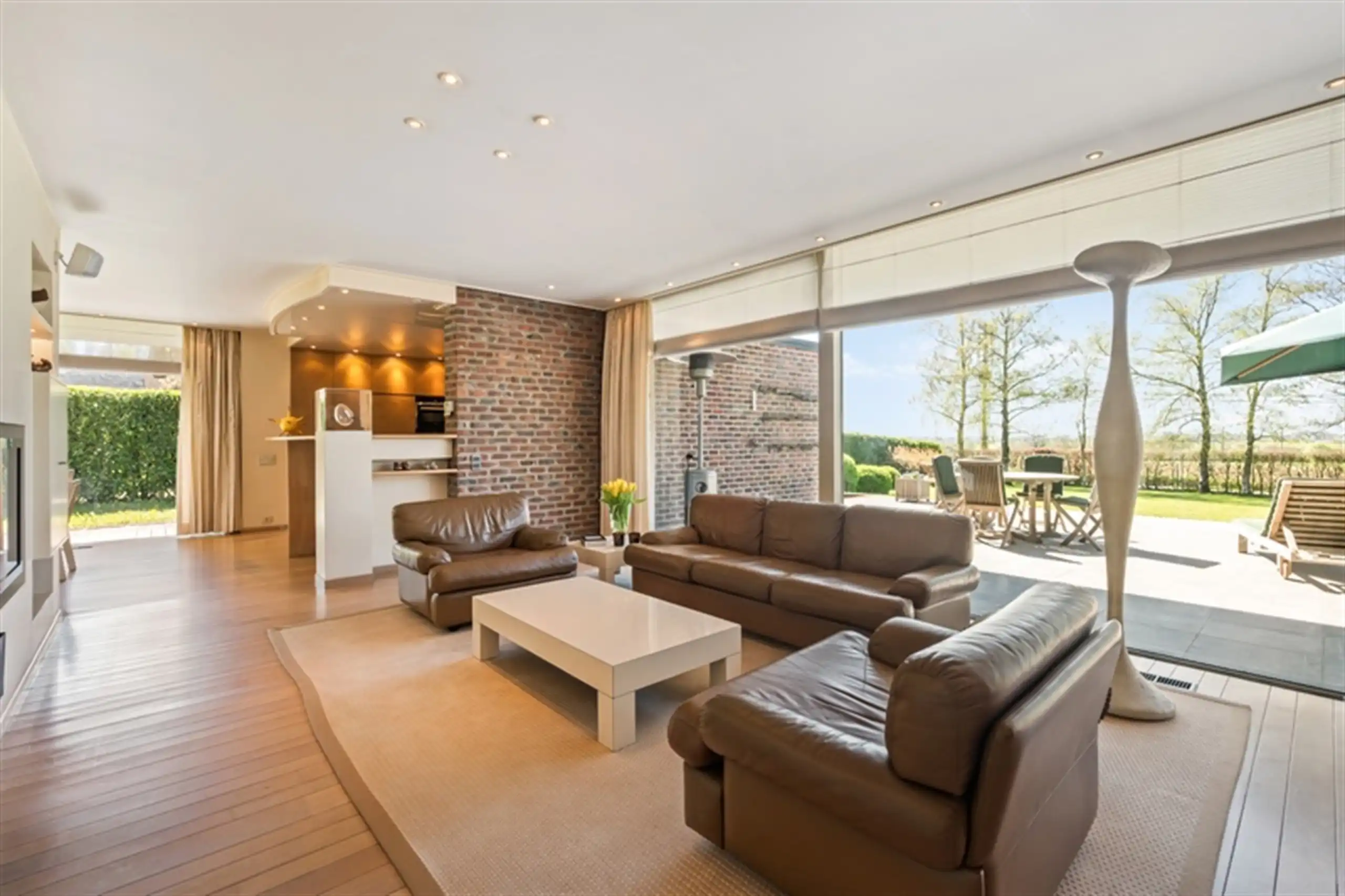 Verborgen verrassing: aan de zoom v/h bos met maximaal zicht foto 8