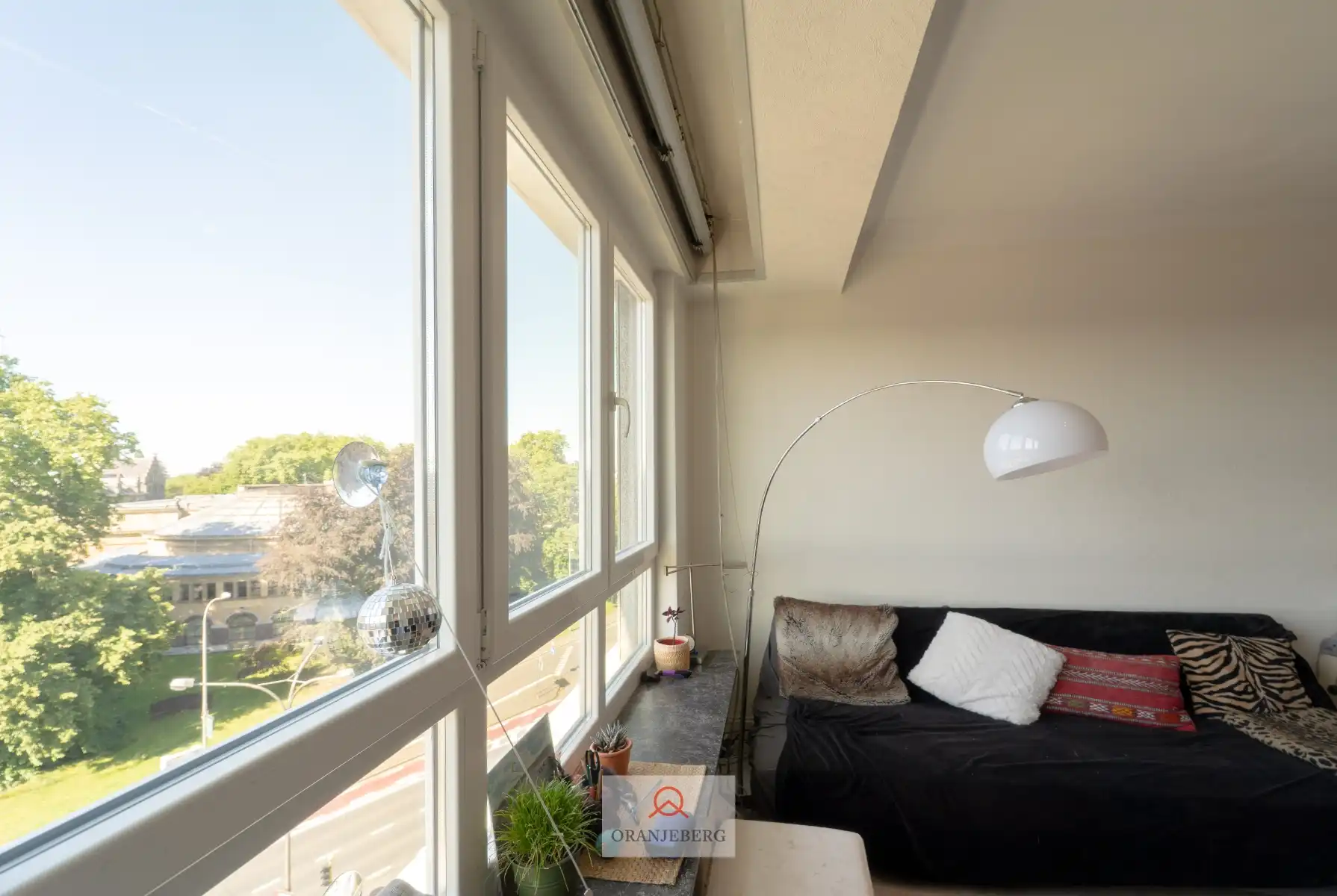 2 slpk appartement met terras vlakbij Citadelpark foto 2