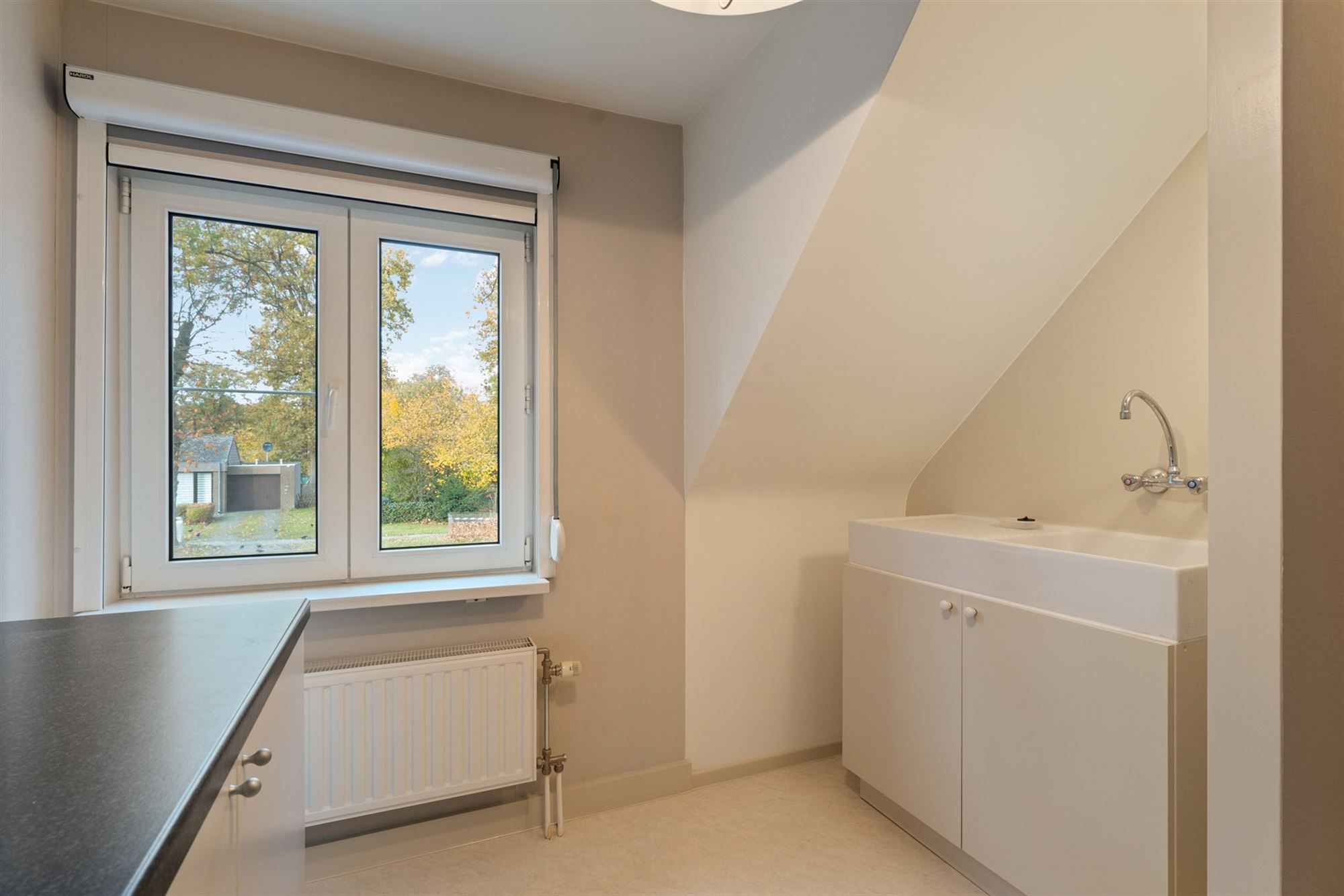 GOED ONDERHOUDEN WONING MET 2 SLAAPKAMERS RUSTIG GELEGEN OP EEN PERCEEL VAN 4A27CA TE LEOPOLDSBURG foto 14