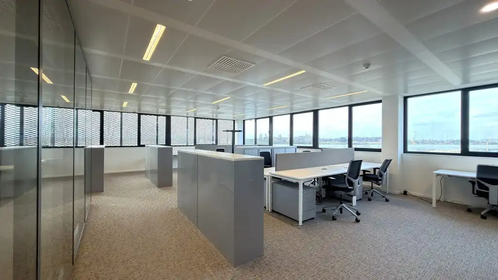 Volledig ingericht kantoor te huur in duurzaam kantoorgebouw in IZ Hoboken foto 16