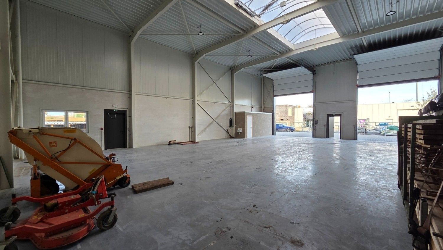 Moderne nieuwbouw bedrijfshal (320m²) te BREE foto 6