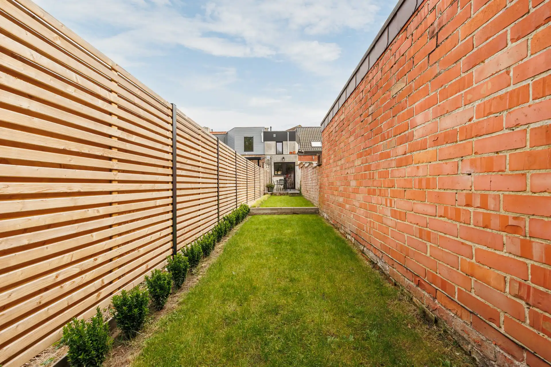 Instapklare woning met zonnige tuin foto 29