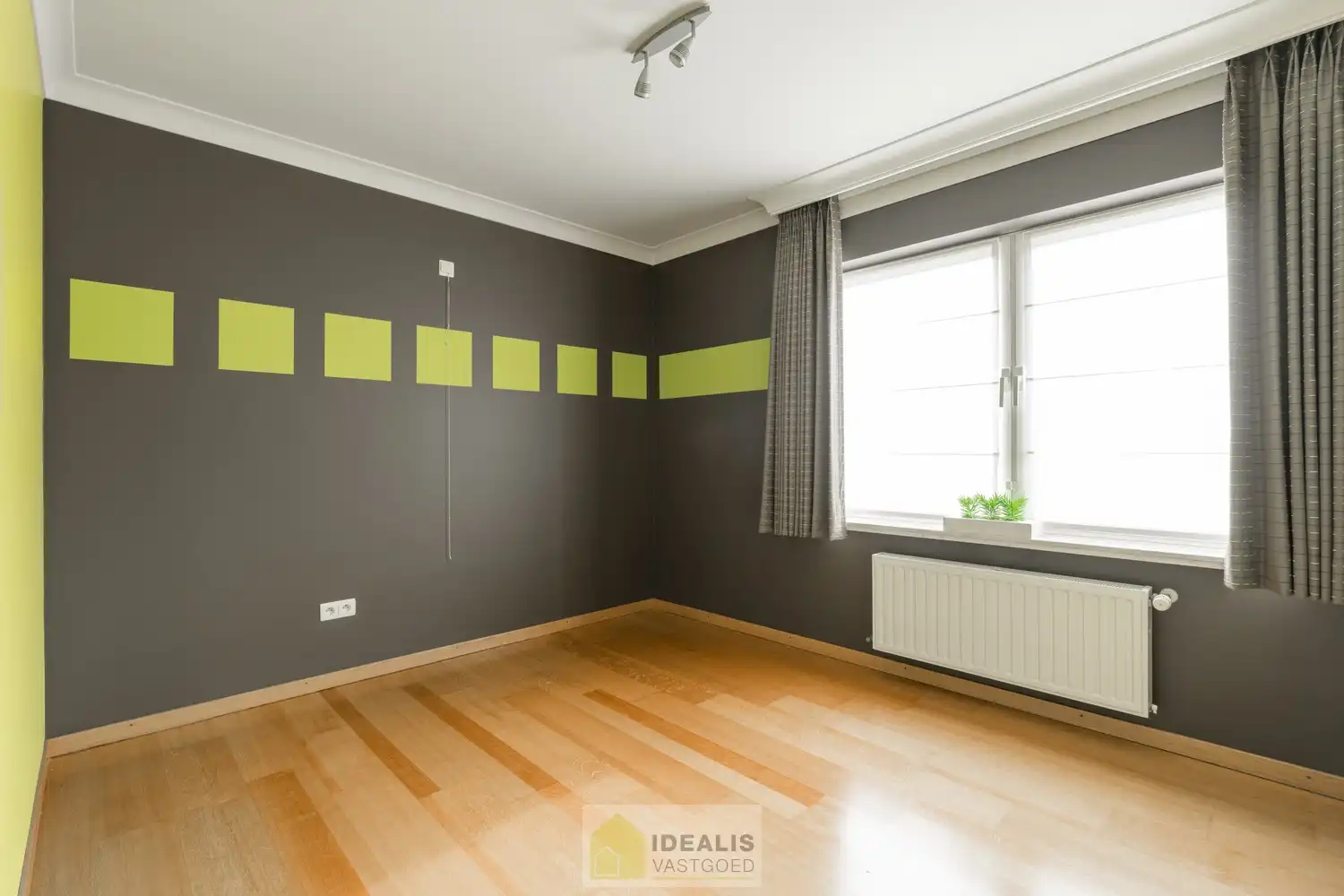 INSTAPKLARE HANDELSRUIMTE VAN MAAR LIEFST +- 410M² MET RIANTE WONING OP SCHITTERENDE COMMERCIËLE ZICHTLOCATIE!! foto 59