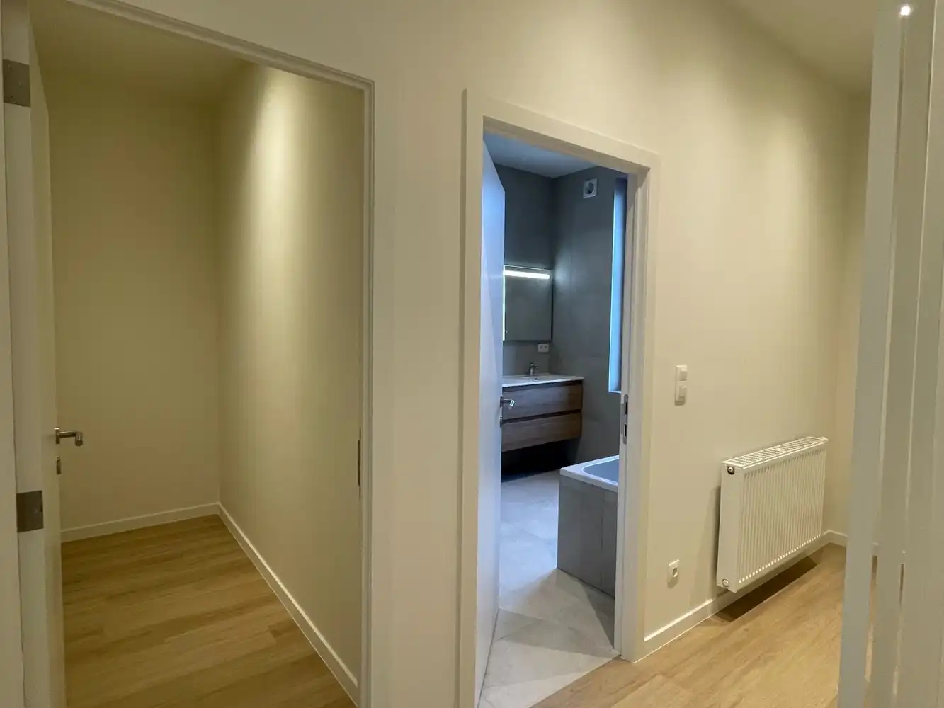 Instapklare, energiezuinige rijwoning met zonnig terras nabij Provinciedomein Kessel-Lo foto 18