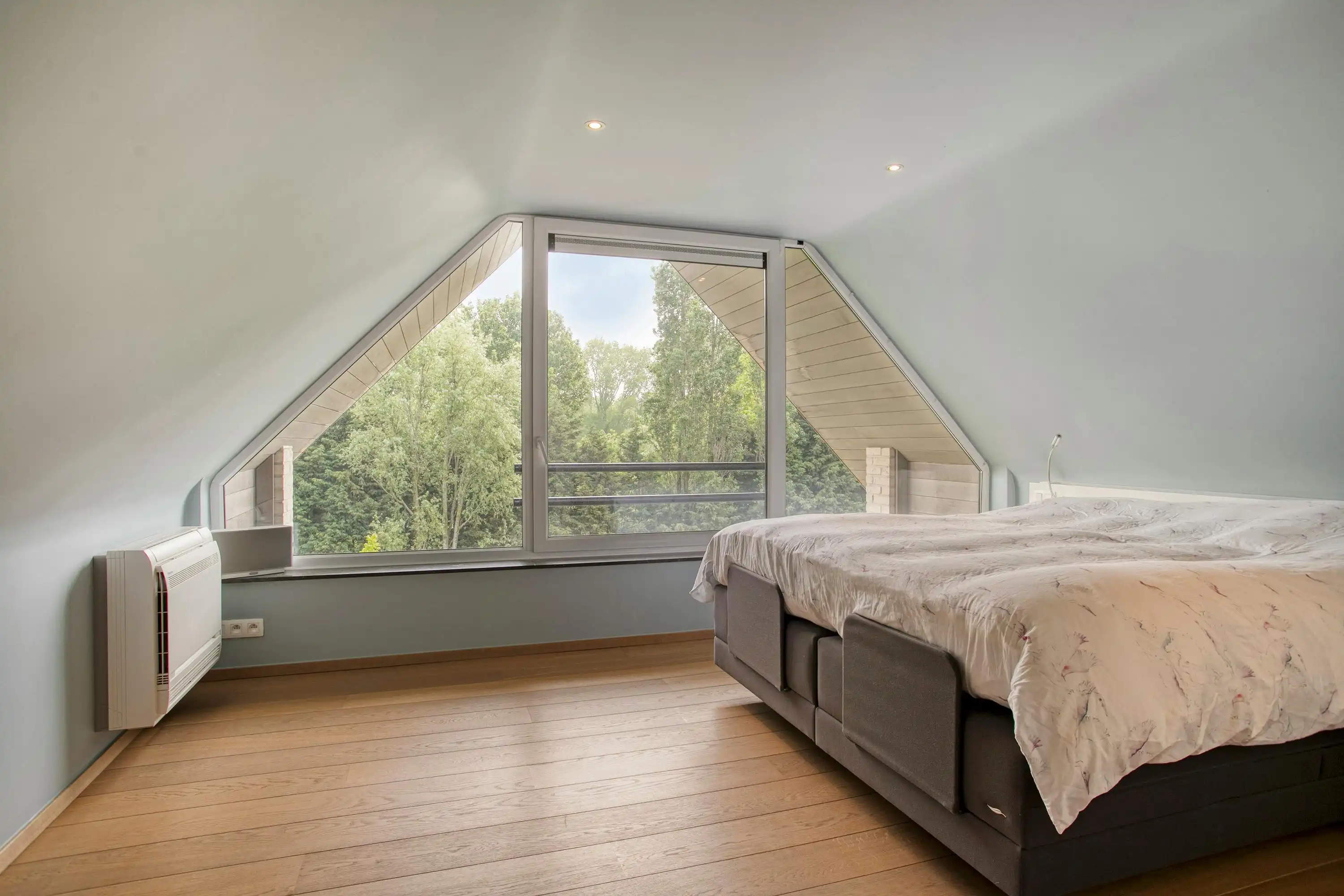 Appartement met groot terras te koop in Brugge foto 13