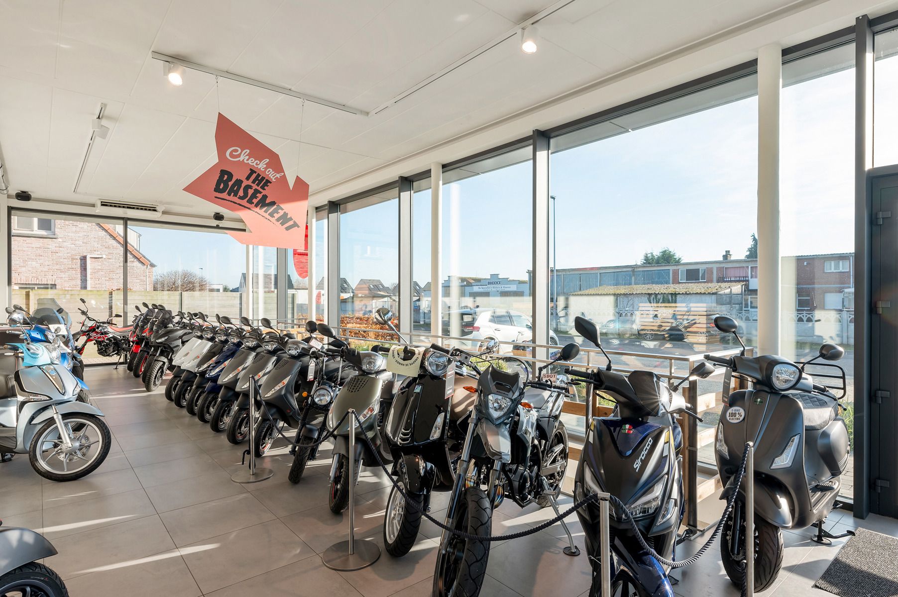 Commercieel pand met woongelegenheid op een toplocatie foto 5