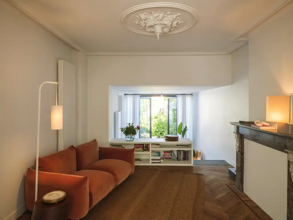 Klassevolle herenwoning met interieur van Peter Ivens & Bea Mombaers, volwassen stadstuin, inpandige garage en uitzonderlijk zicht op de Visserij. foto 10