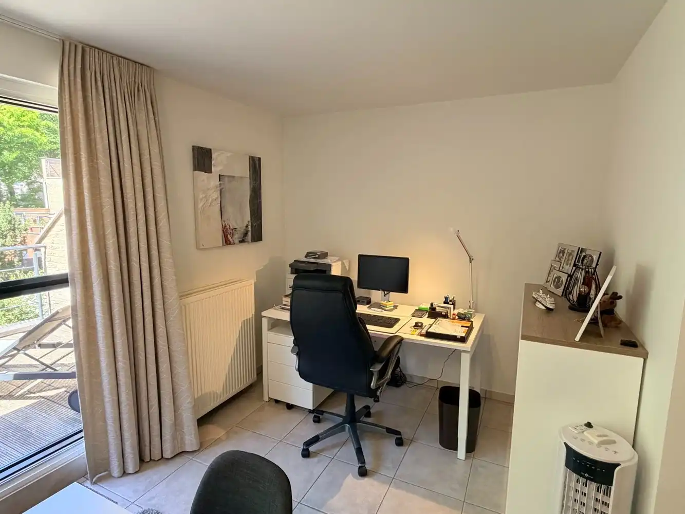 Rustig en uitstekend gelegen 2-slaapkamerappartement met groot terras EN garagebox foto 9