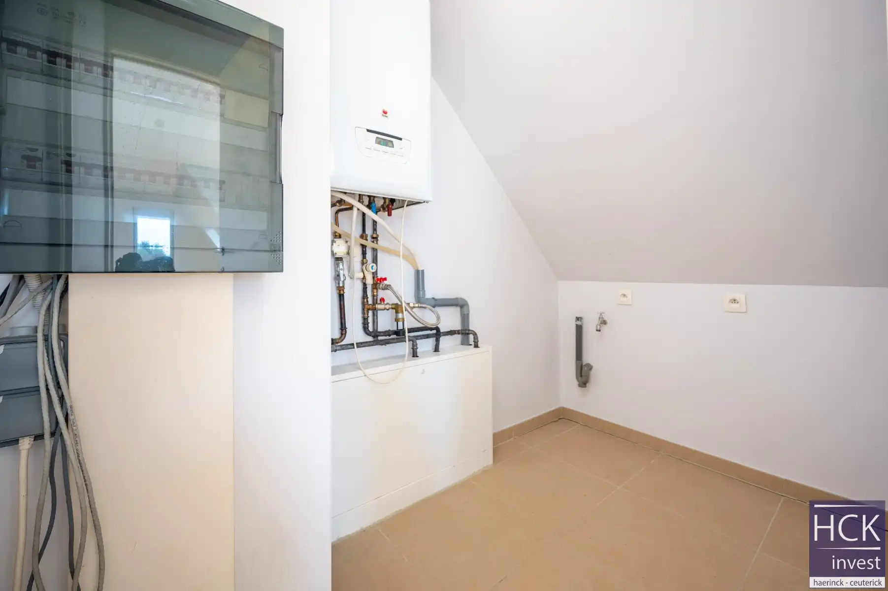 KRUISHOUTEM - Instapklaar 1-SLPK penthouse met magnifiek zicht !! foto 12
